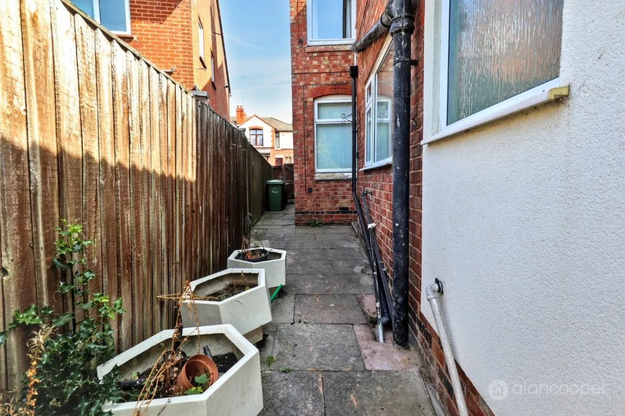 Earls Road, Nuneaton, CV11, photo 22