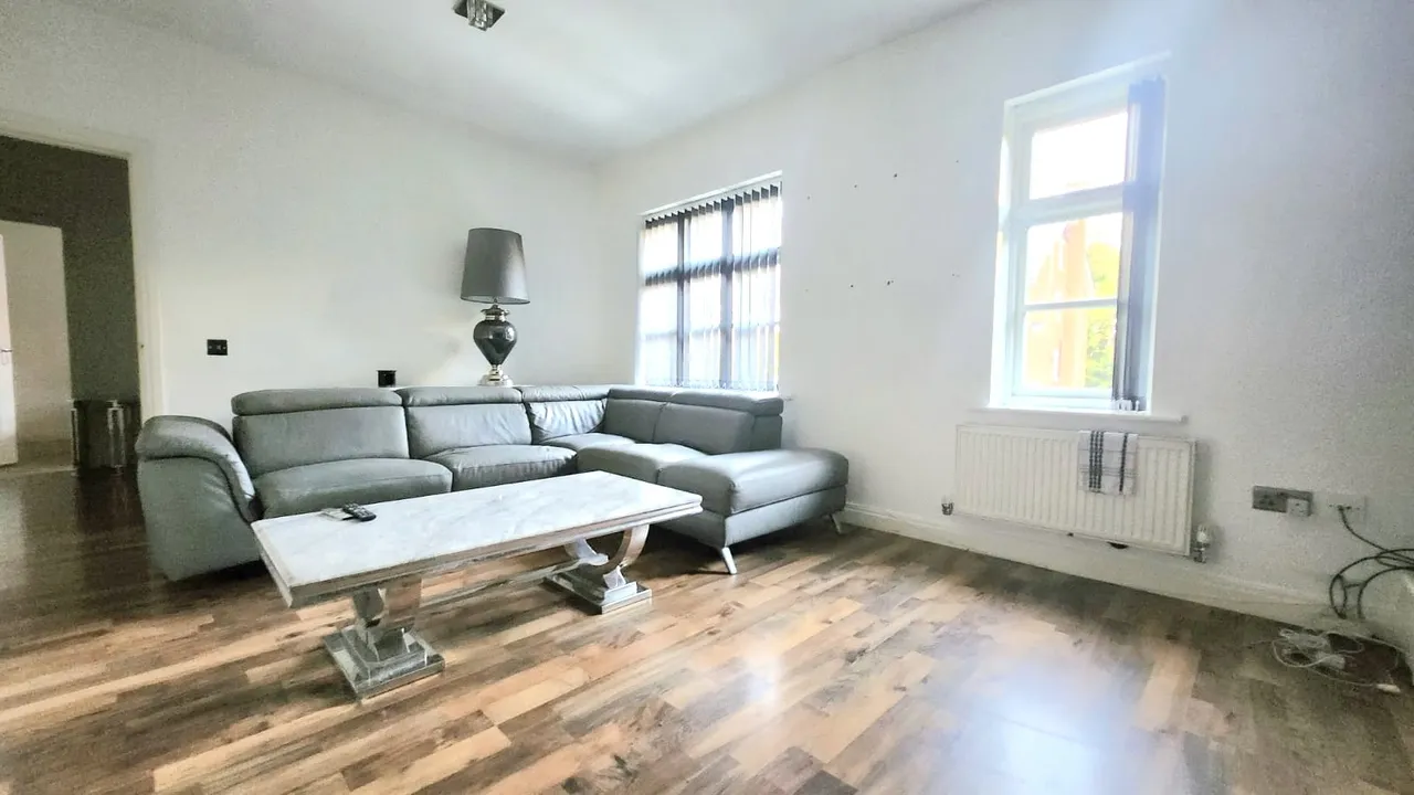 Cedar Court, Knowsley, L34, photo 3