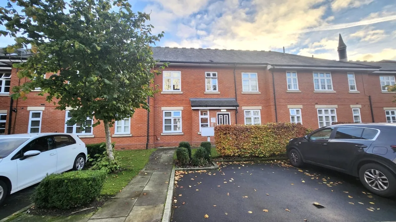 Cedar Court, Knowsley, L34, photo 9