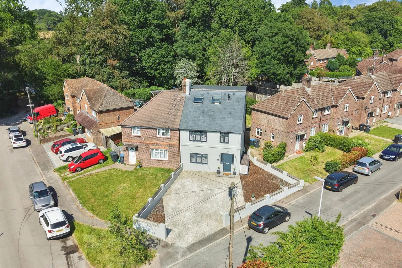 King George Avenue, East Grinstead, RH19, photo 21