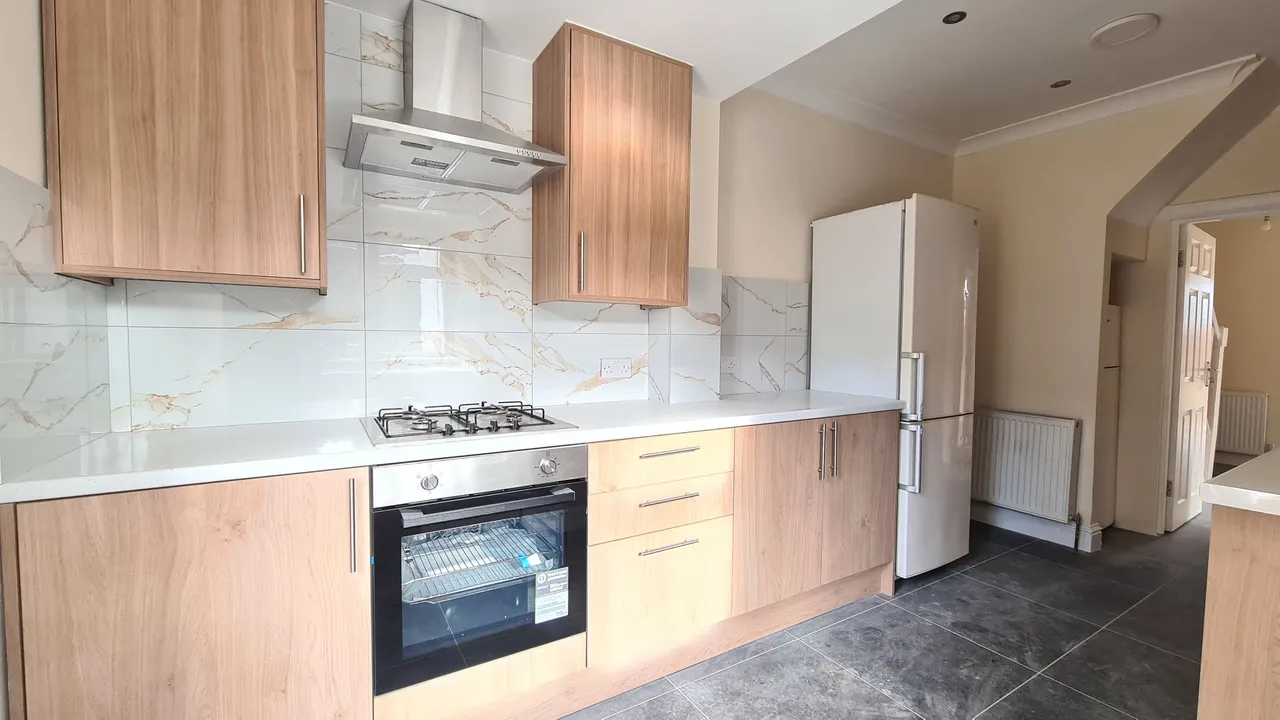 Heston Road, Hounslow,TW5, photo 4