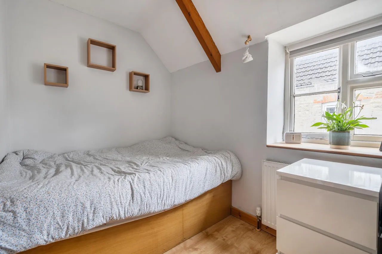 West Street, Malmesbury, SN16, photo 8