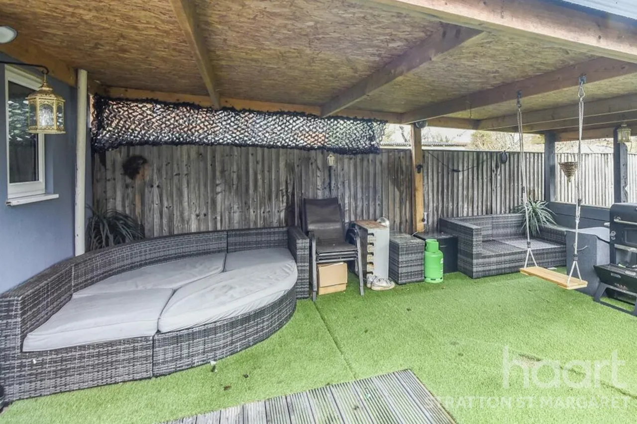 Hyde Road, Swindon, SN2, photo 14