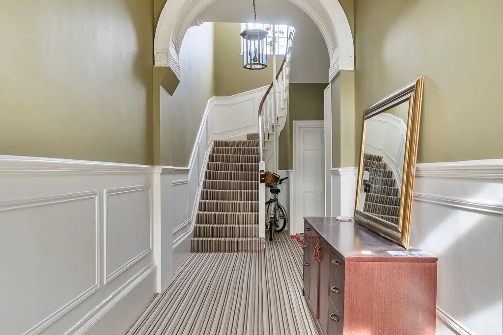 Colleton Crescent, Exeter, photo 6