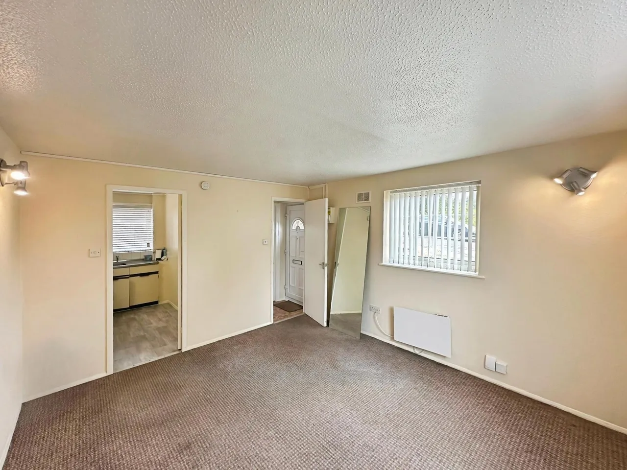 Twyford Drive, Wigmore, LU2, photo 4