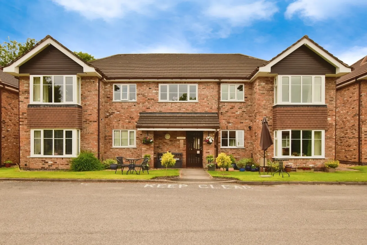 Woodacres Court, WILMSLOW, Cheshire, SK9, photo 5