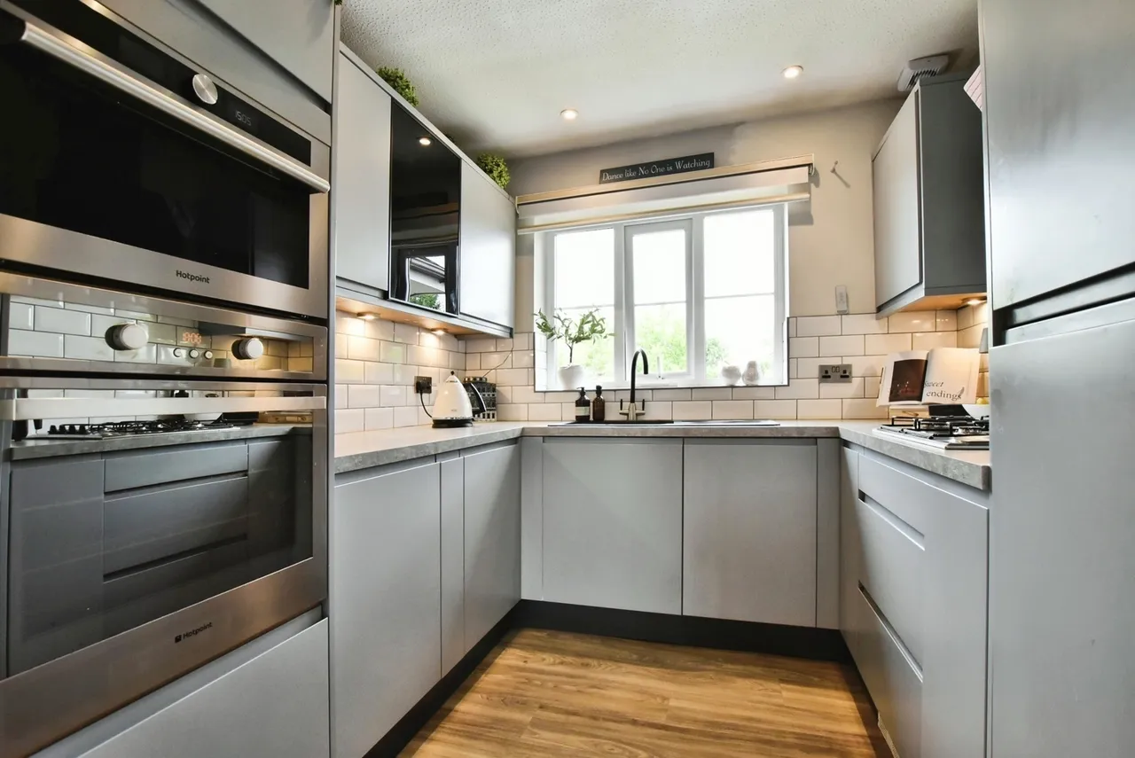 Woodacres Court, WILMSLOW, Cheshire, SK9, photo 12