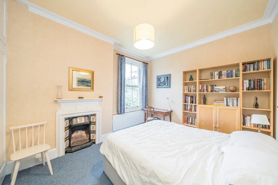 Hereford Road, W3, photo 7