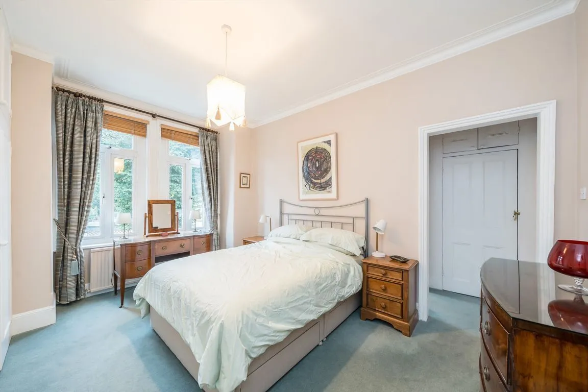 Hereford Road, W3, photo 5
