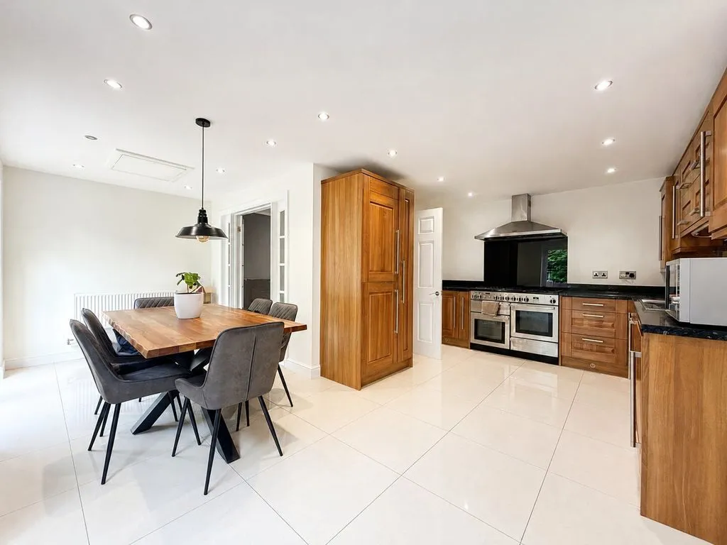 The Moor, Sutton Coldfield, B76, photo 2