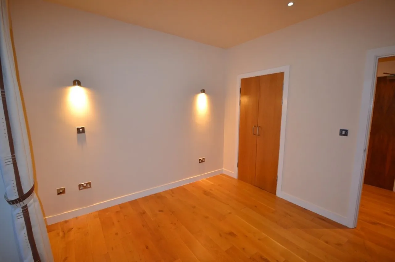 Penthouse, Metropolitan Apartments, LE1, photo 6
