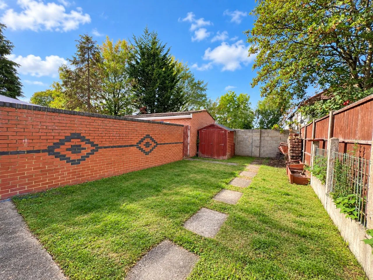 Canterbury Avenue, Slough, SL2, photo 8
