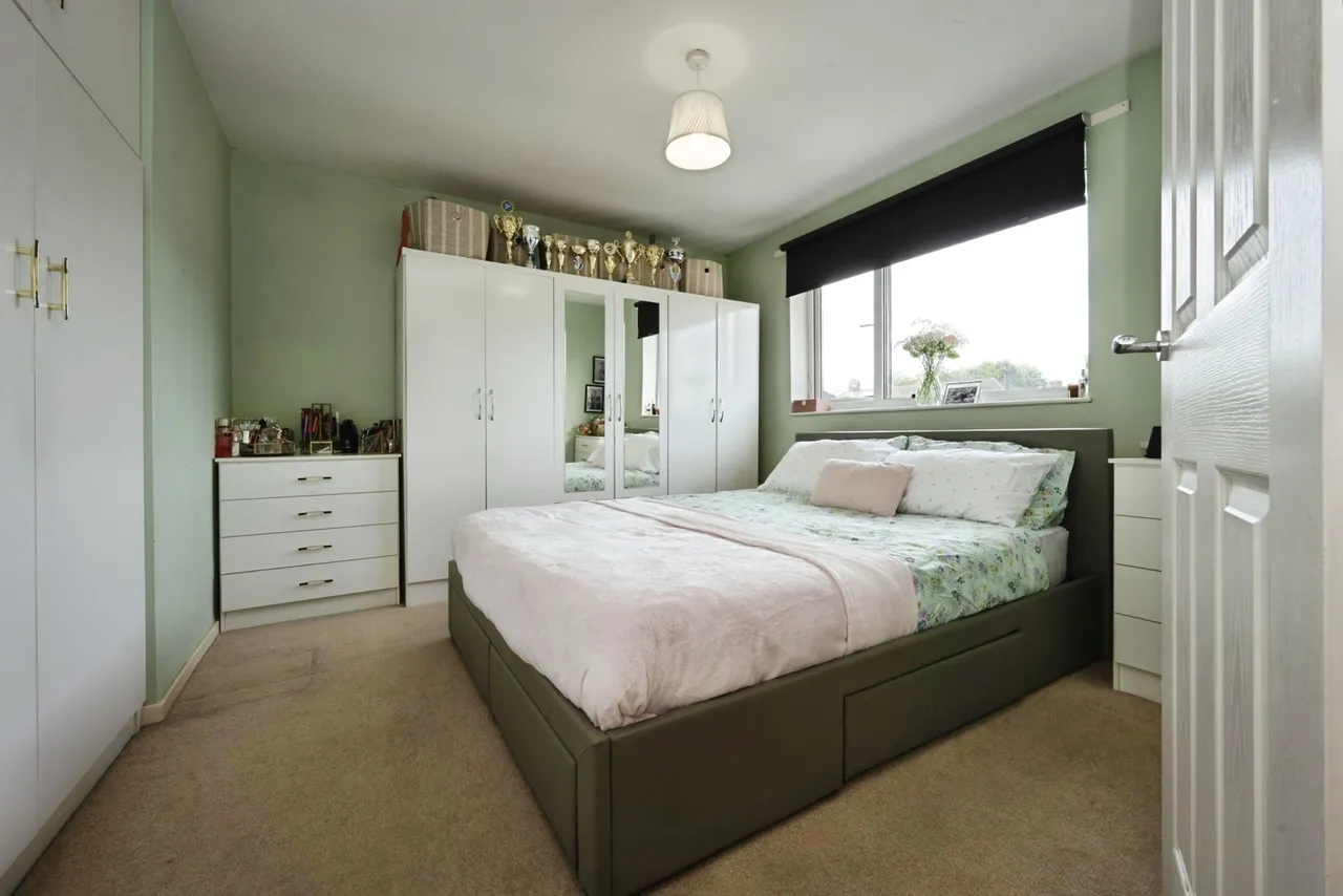 St. Pauls Close, Flitwick, MK45, photo 8
