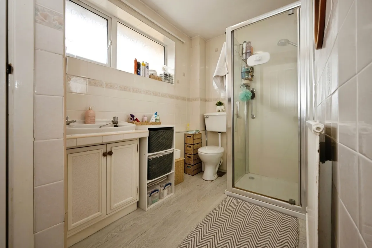 St. Pauls Close, Flitwick, MK45, photo 11