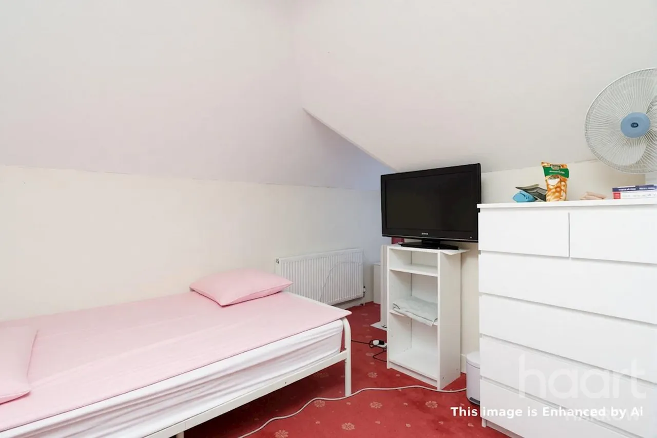 Welldon Crescent, Harrow, HA1, photo 9