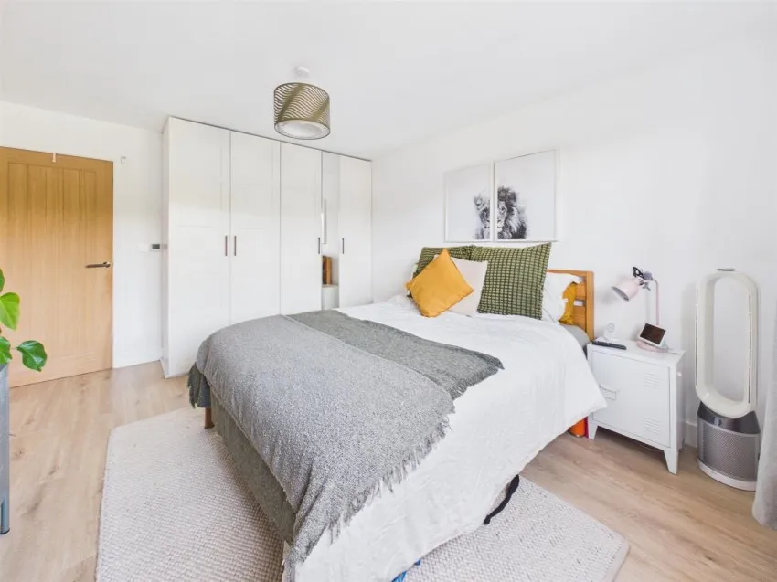 Brookfield Lane, Churchdown, photo 10