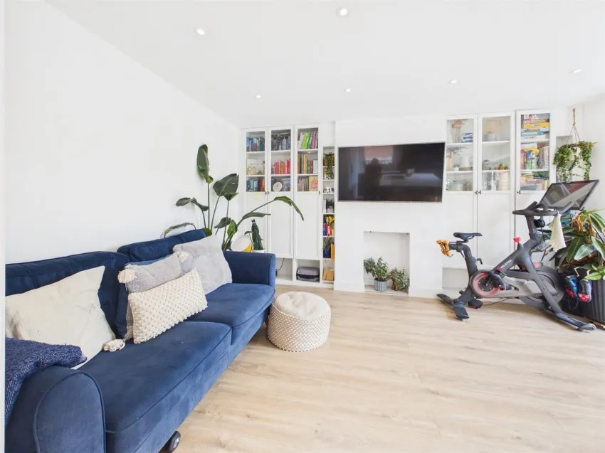 Brookfield Lane, Churchdown, photo 8