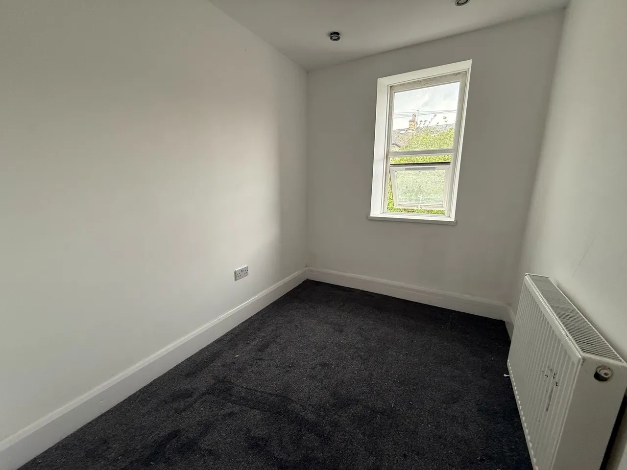 St. Johns Road, Huddersfield, HD1, photo 6