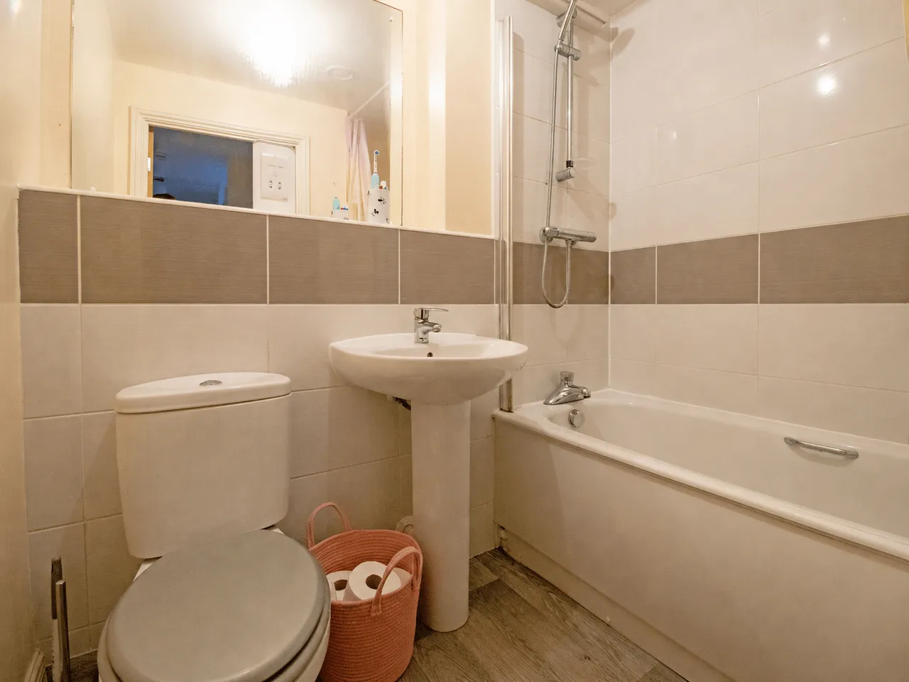 Pintail Close, Scunthorpe, DN16, photo 6
