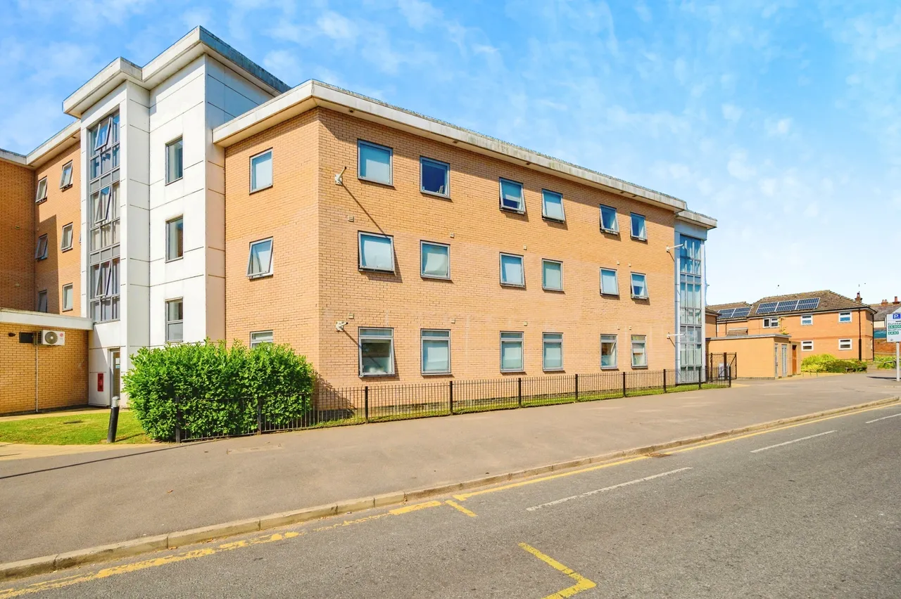 Park Street, LUTON, Bedfordshire, LU1, photo 9