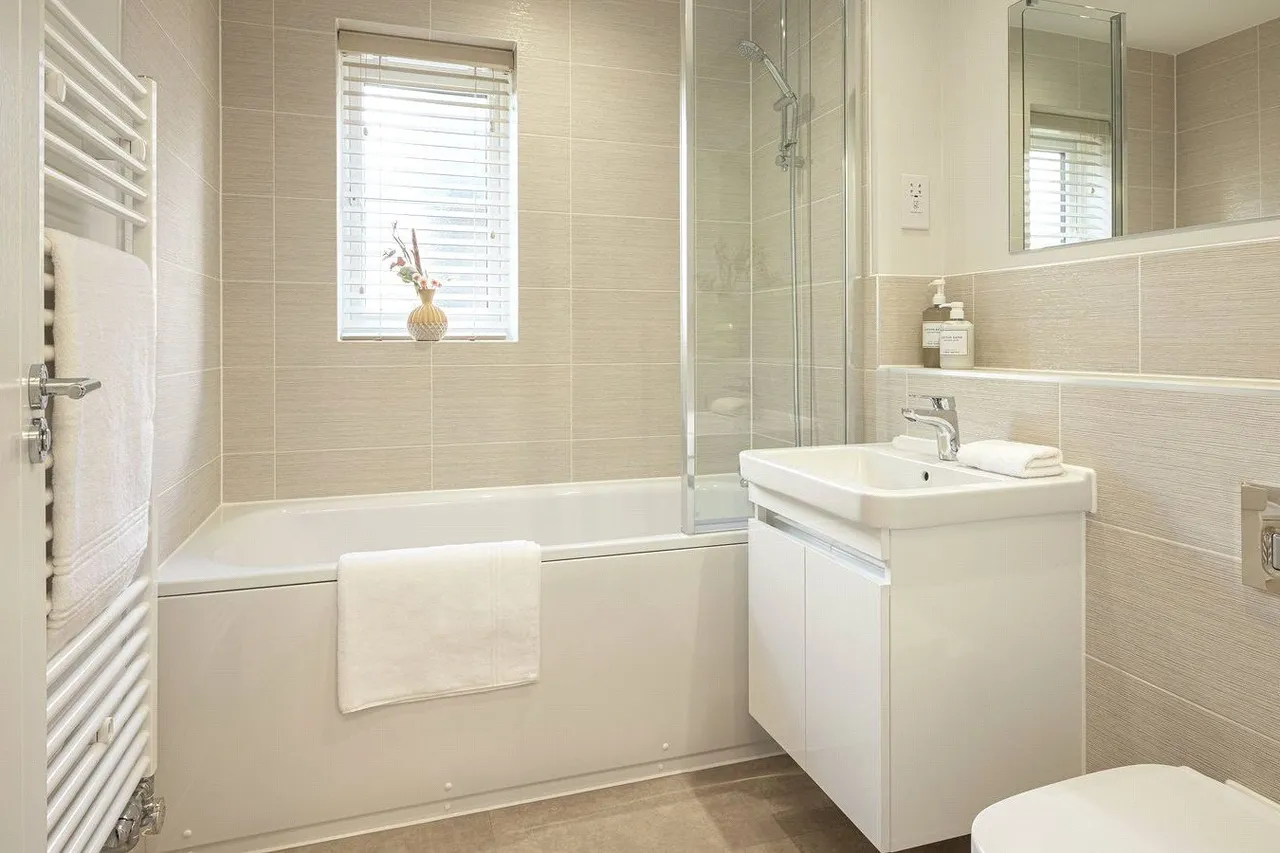 Goshawk Road, Lancing, BN15, photo 8