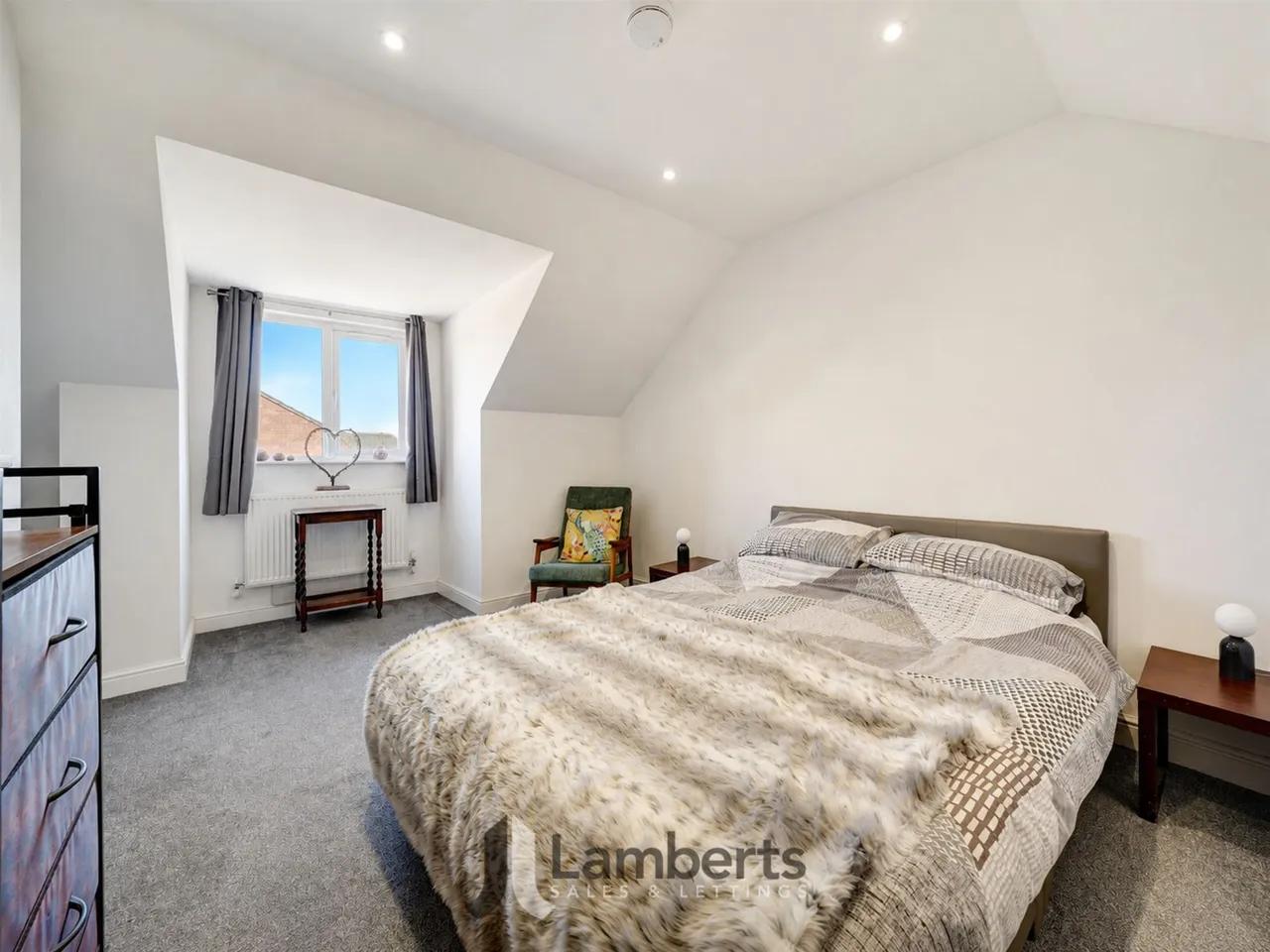 8b Allendale Court, Studley, photo 12