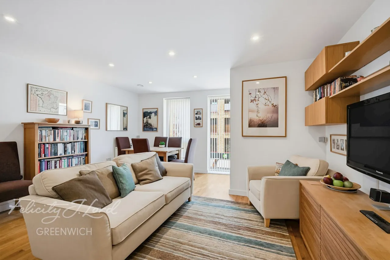 2 bed flat for sale, William Court, Greenwich, SE10