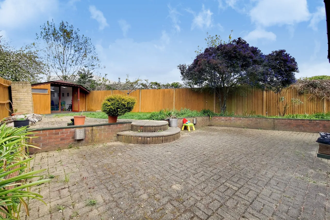 Allingham Close, London, W7, photo 8