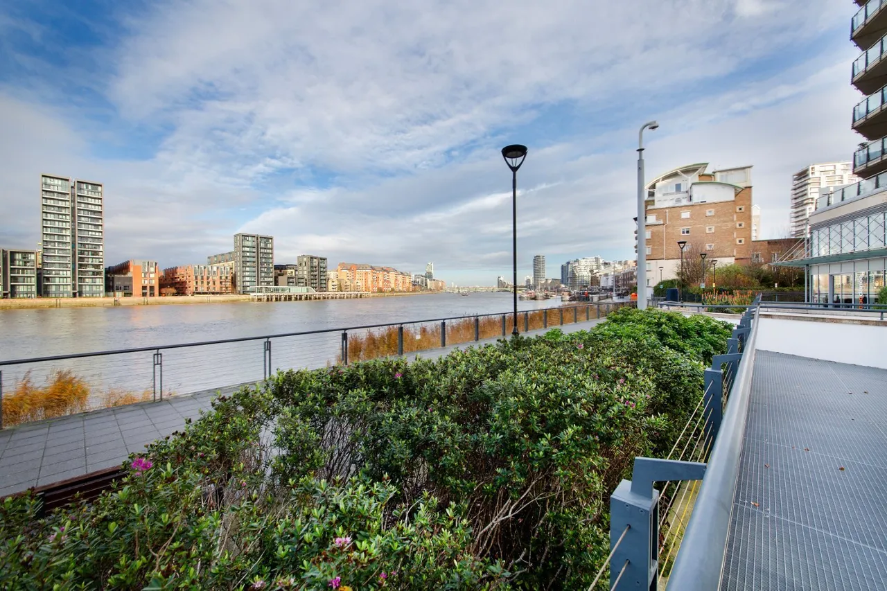 Juniper Drive, London, SW18, photo 11