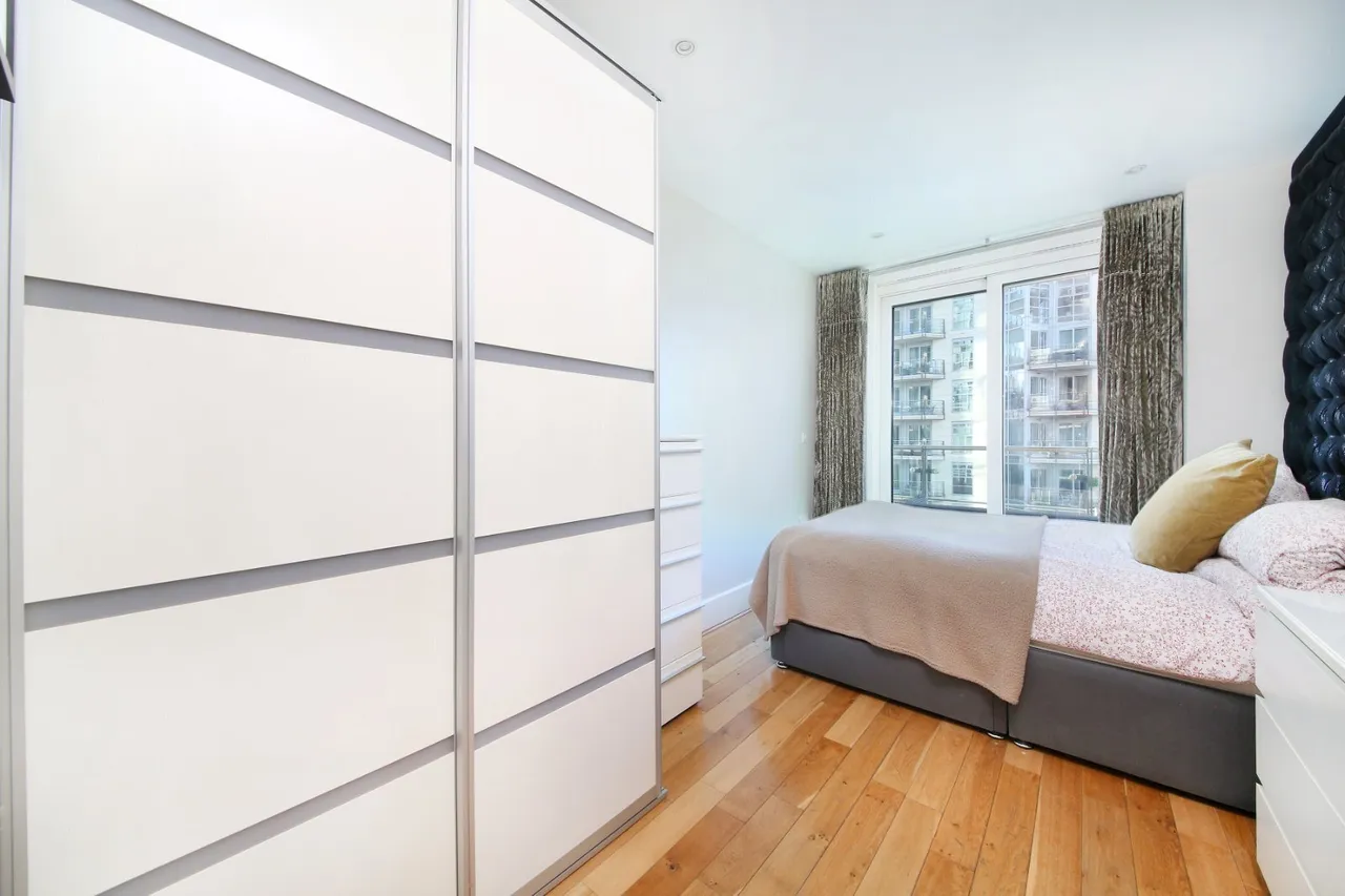 Juniper Drive, London, SW18, photo 14