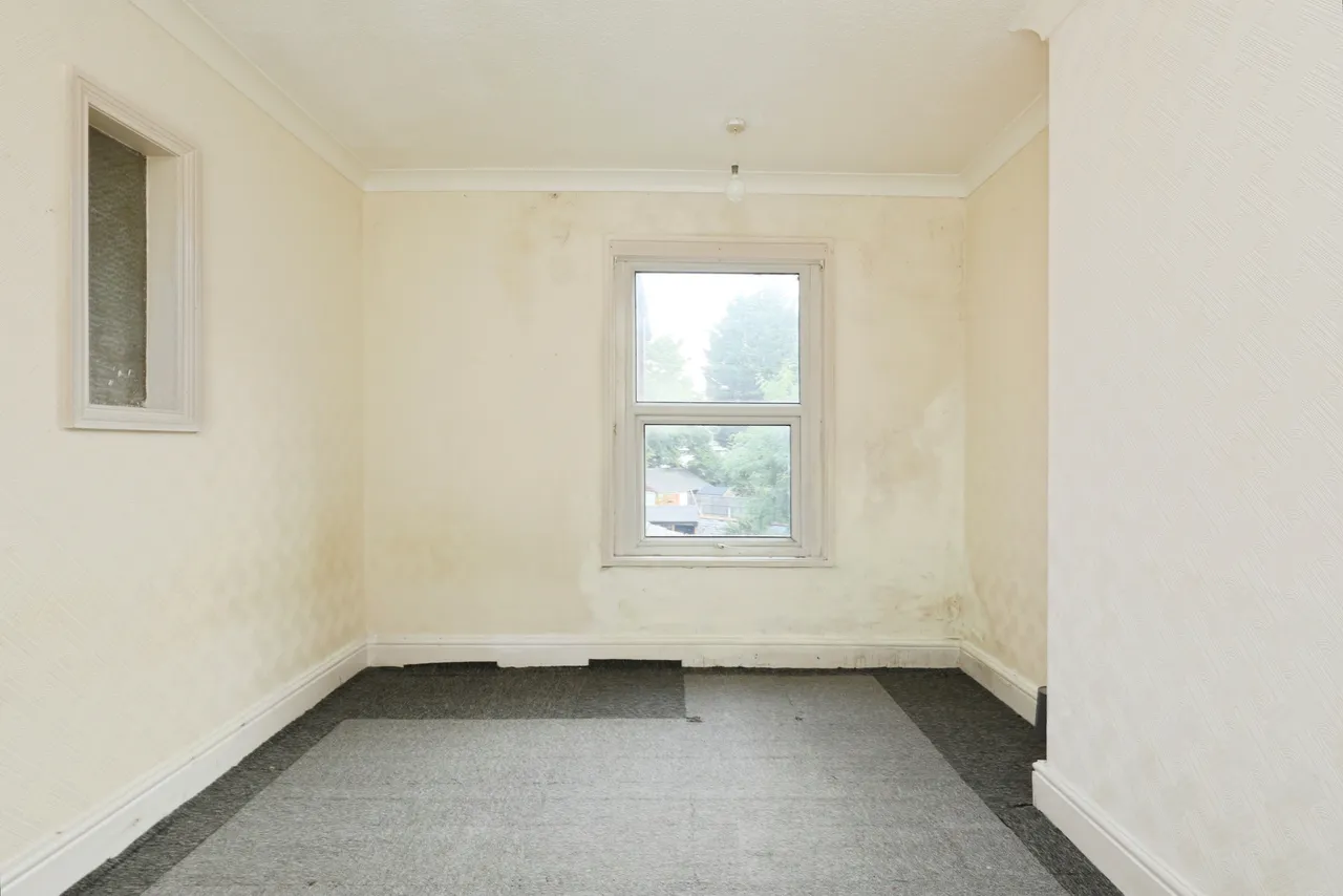 Sandy Lane, Worksop, S80, photo 11