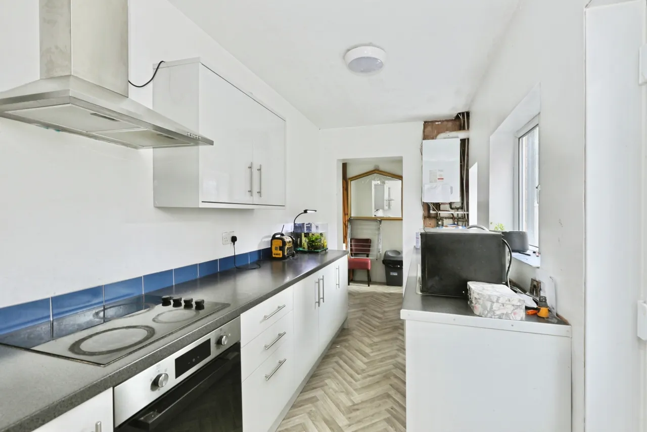 Sandy Lane, Worksop, S80, photo 6