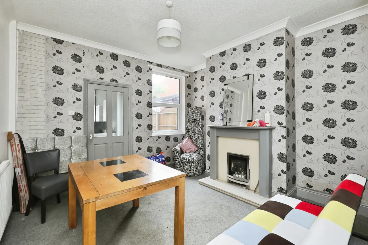 Sandy Lane, Worksop, S80, photo 4