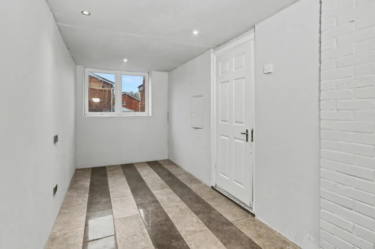 Wroxeter Way, Telford, photo 9