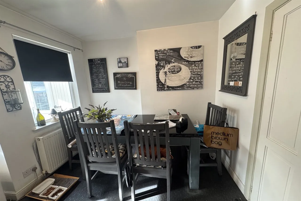 The Close, Stockport, photo 4