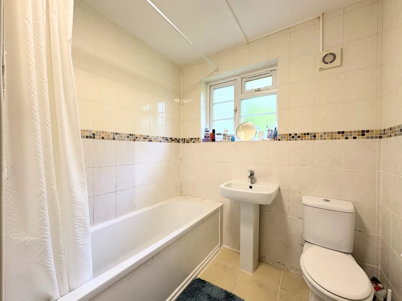 Stonegrove, Court Stonegrove, HA8, photo 4
