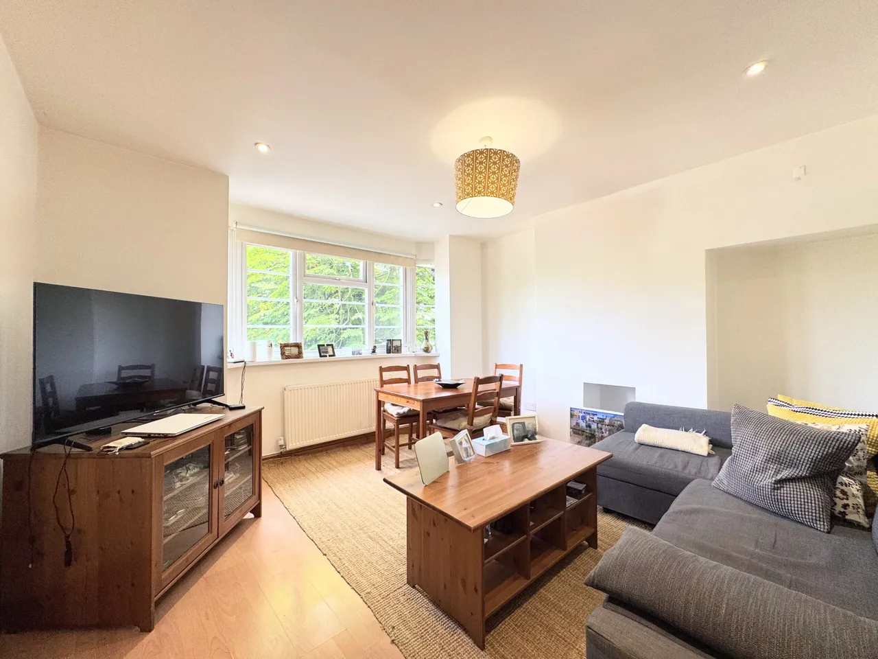 2 bed flat for sale, Stonegrove, Court Stonegrove, HA8