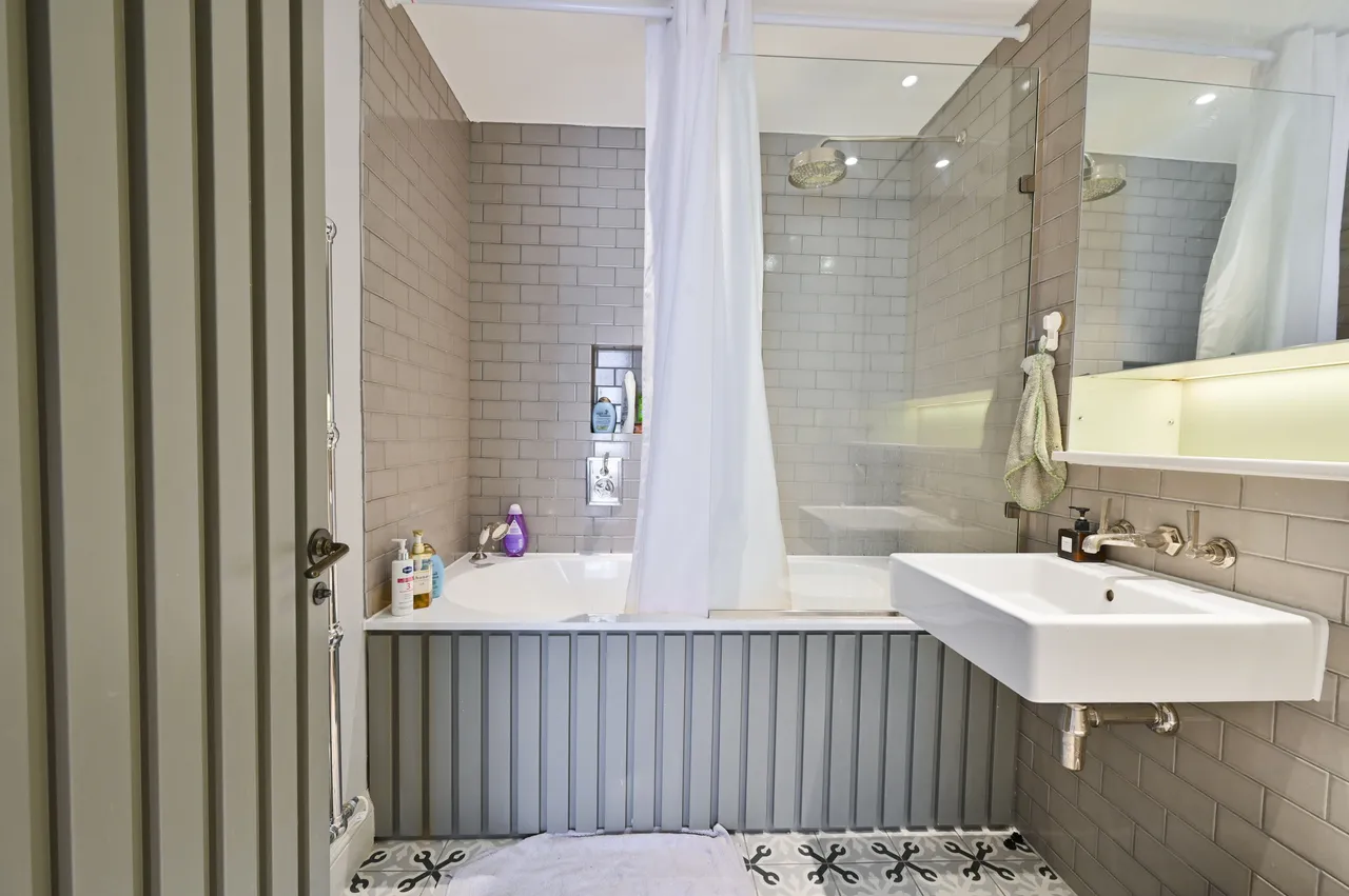 Apartment 7, 43 Gray's Inn Road, London, photo 11