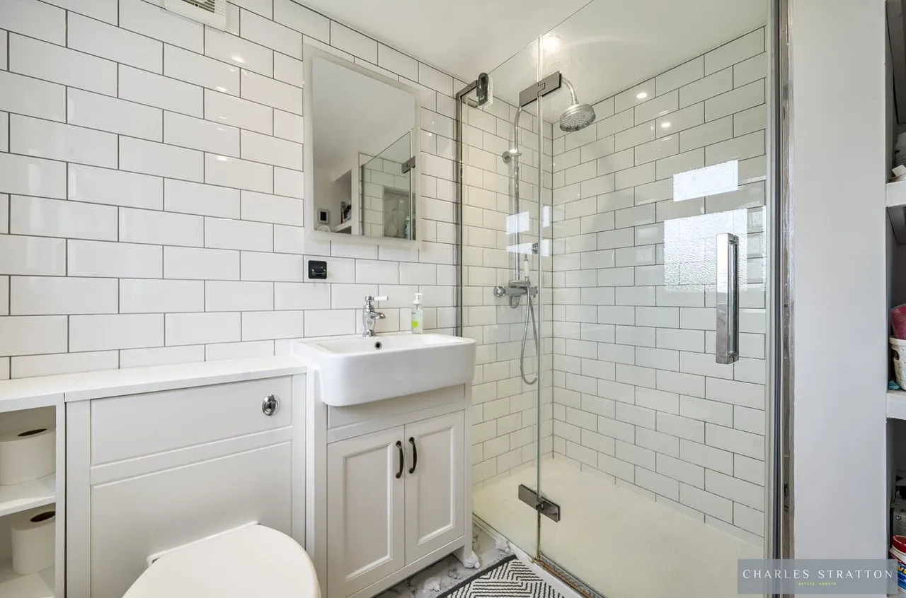 Glenwood Drive, Romford, RM2, photo 16