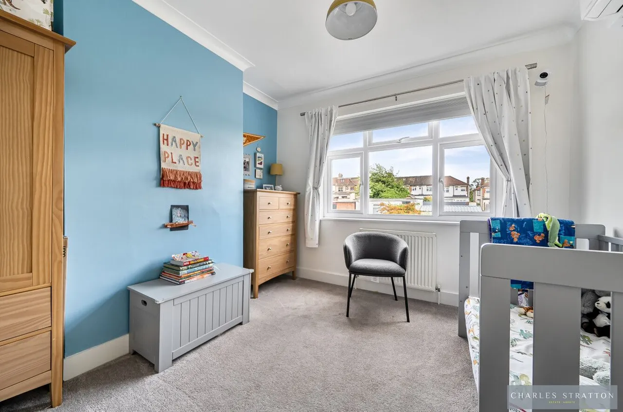 Glenwood Drive, Romford, RM2, photo 11