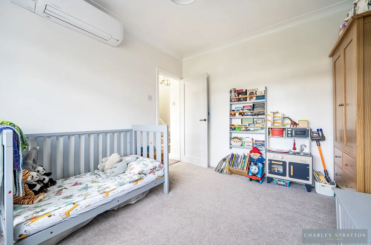 Glenwood Drive, Romford, RM2, photo 10