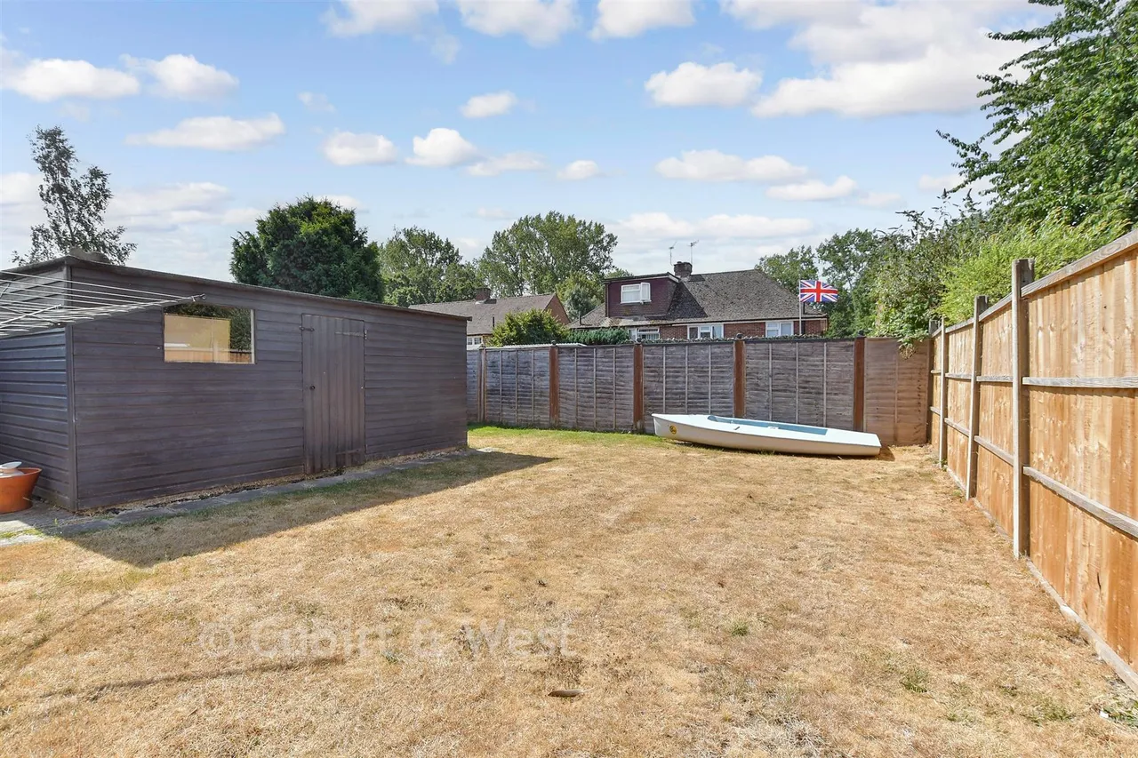 Crescent Way, Horley, RH6, photo 7