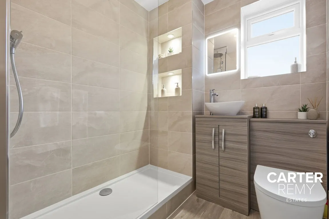 Florence Close, Grays, Thurrock, RM20 4AE, photo 3