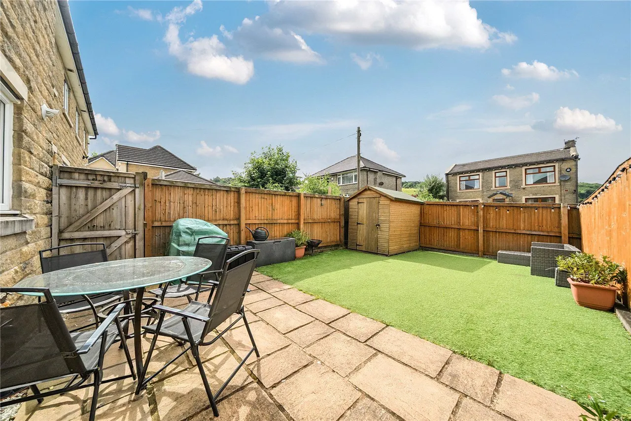 Mulberry Drive, Golcar, HD7, photo 14