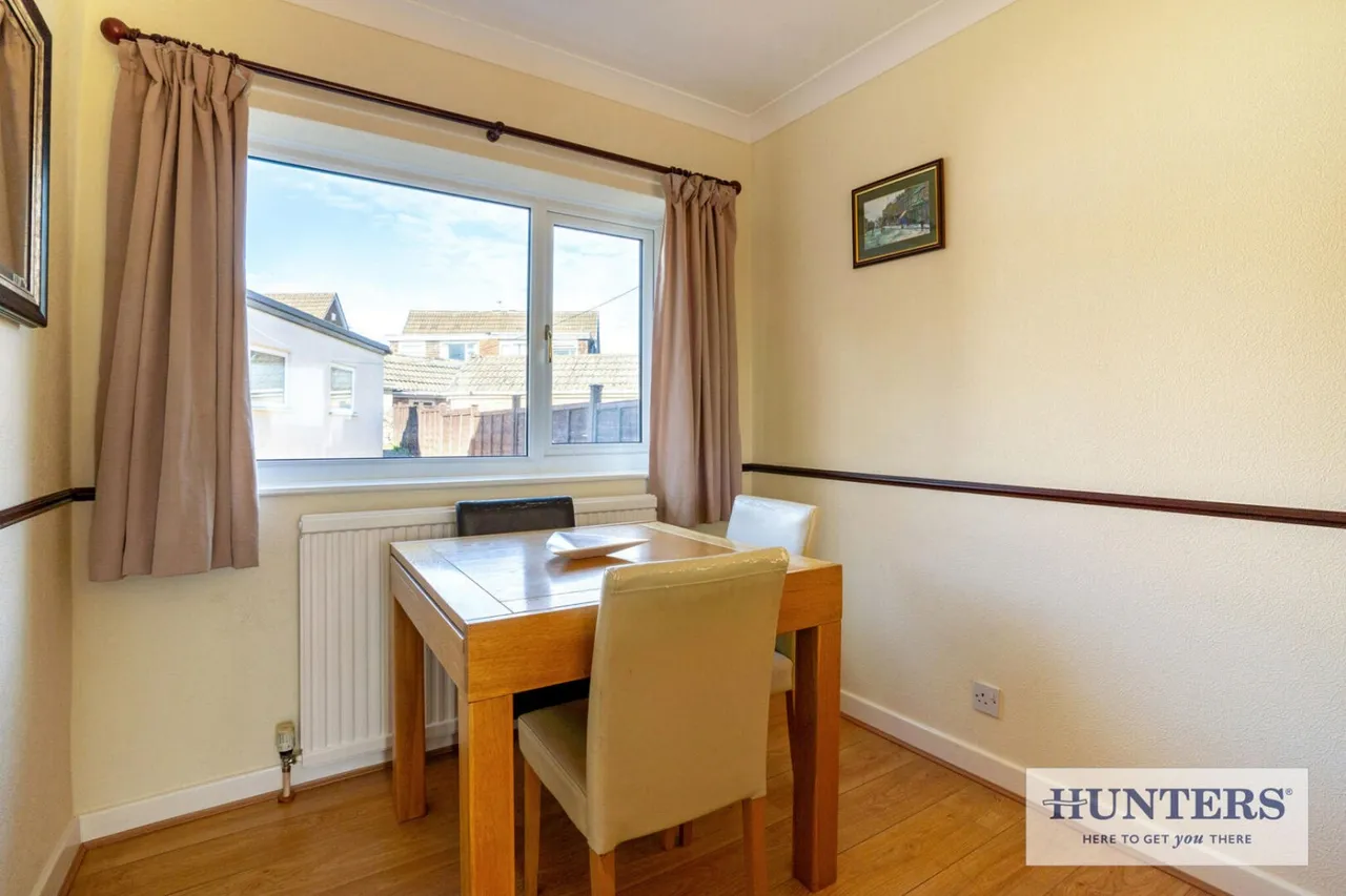 The Oaks, Guiseley, LS20, photo 6