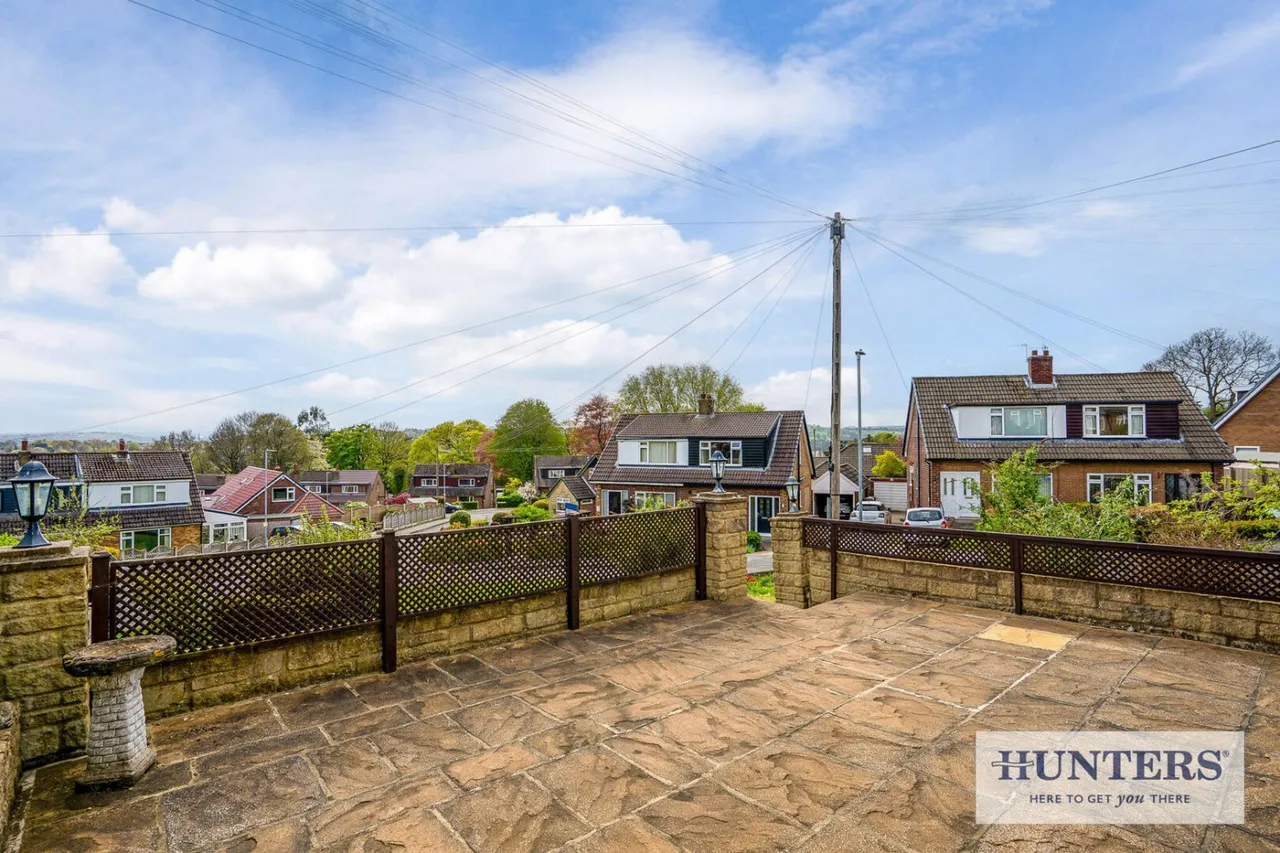 The Oaks, Guiseley, LS20, photo 17