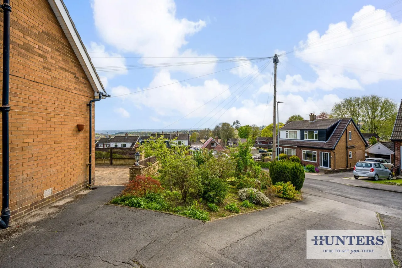 The Oaks, Guiseley, LS20, photo 16