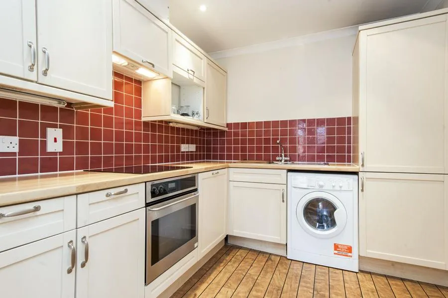 St. Georges Place, Cheltenham, GL50, photo 7