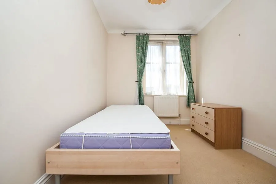 St. Georges Place, Cheltenham, GL50, photo 8