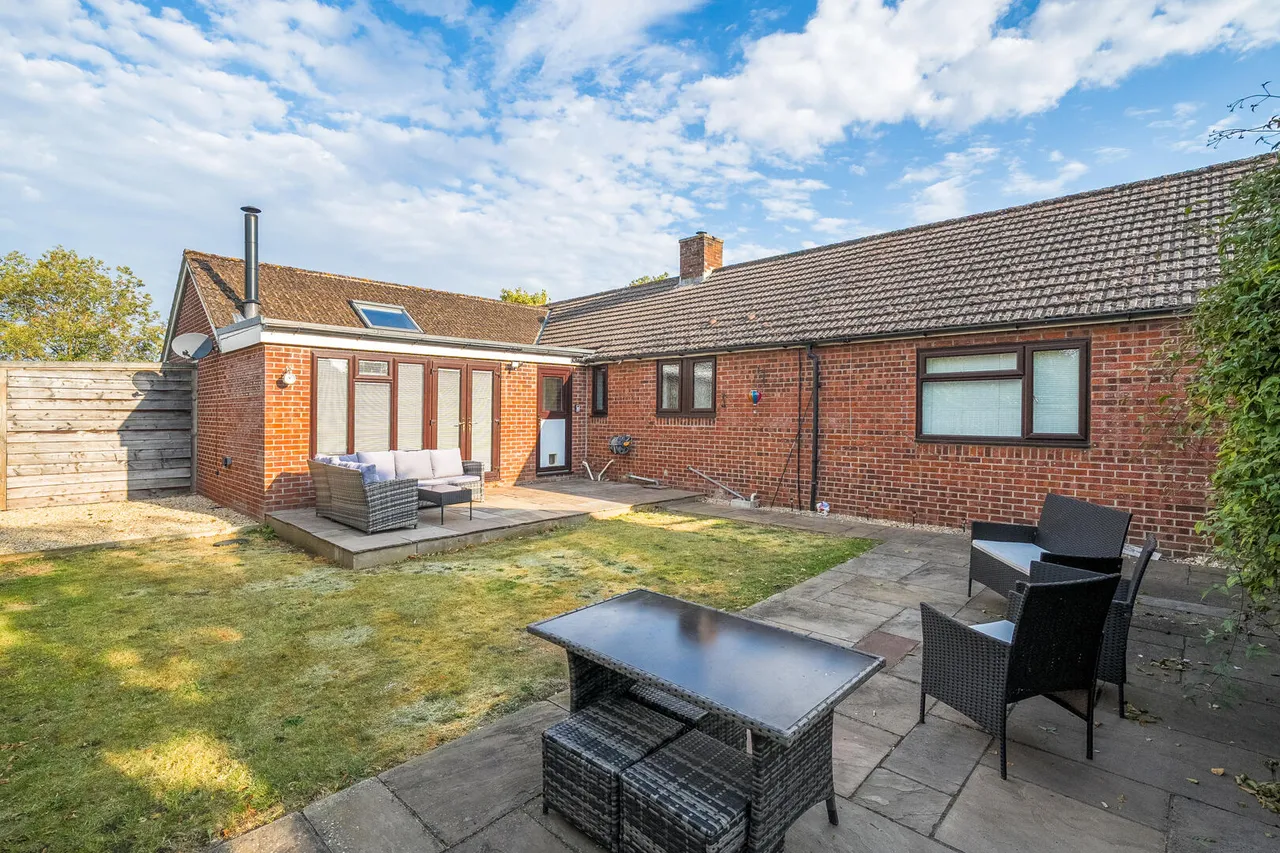 Barley Hill Lane, Poulshot, SN10, photo 6